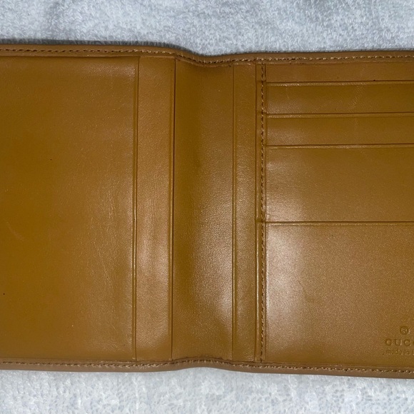 Authentic GUCCI Bifold Wallet New Never Used - Picture 5 of 5